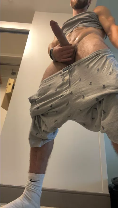 Who wanna get fucked? Like reaaalllly hard. 🥰