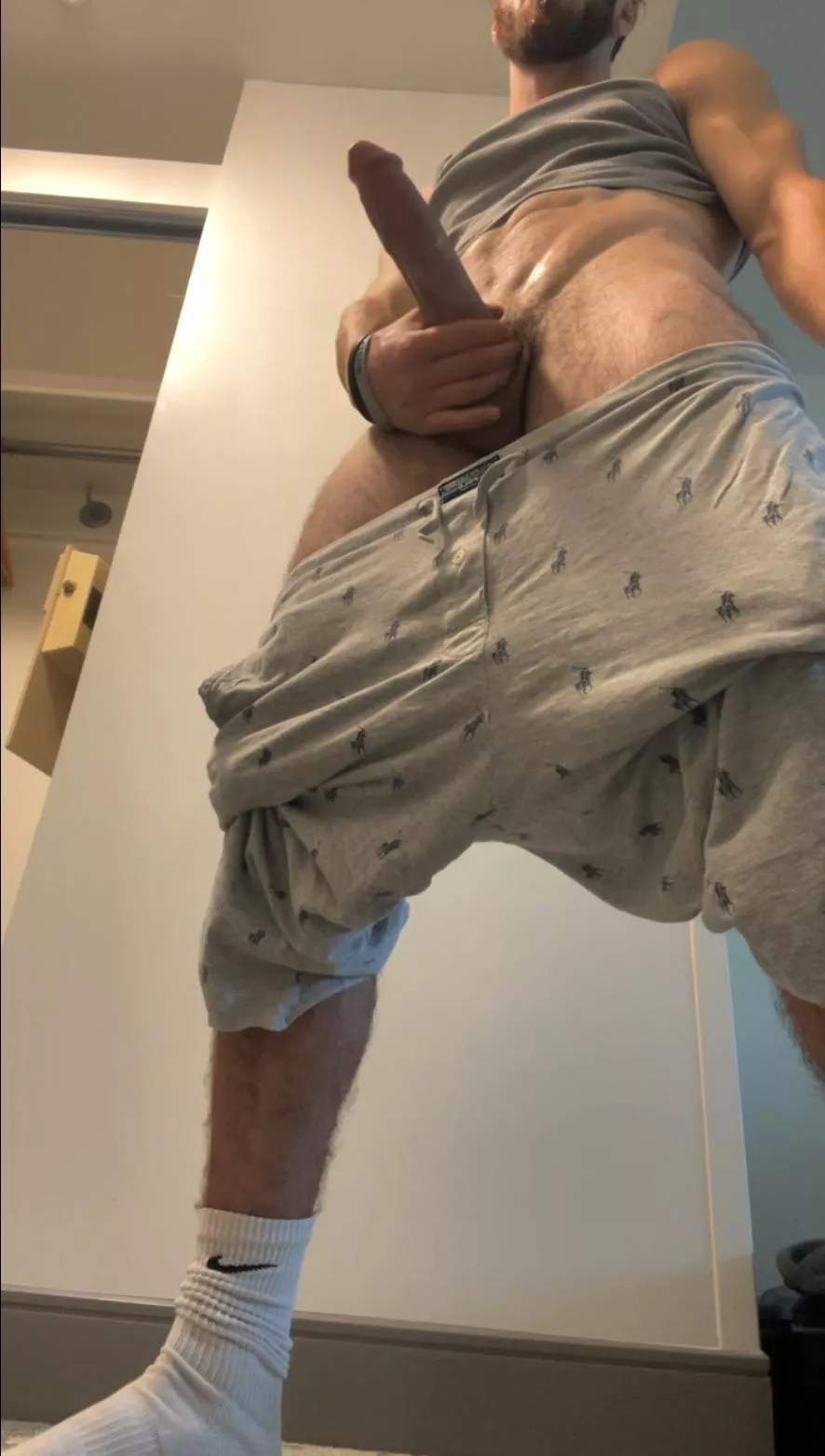 Who wanna get fucked? Like reaaalllly hard. 🥰