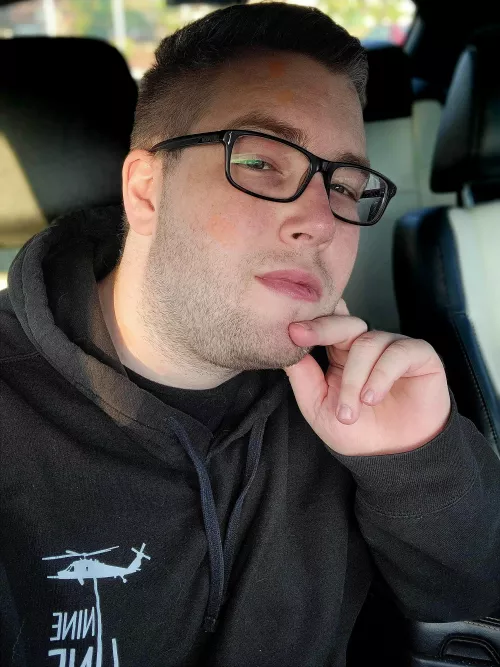 Hope everyone had a happy Monday!