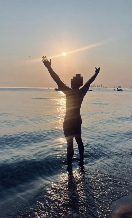 Island Boy made it to Hanlan! thanks for all those who reached out to help