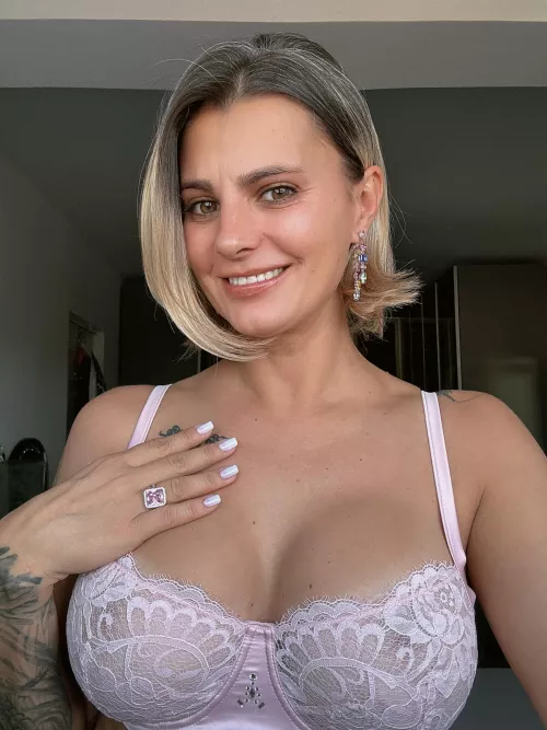  Mommy needs some attention 