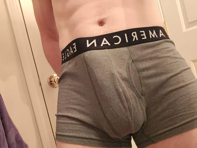 Really trusting this waistband...