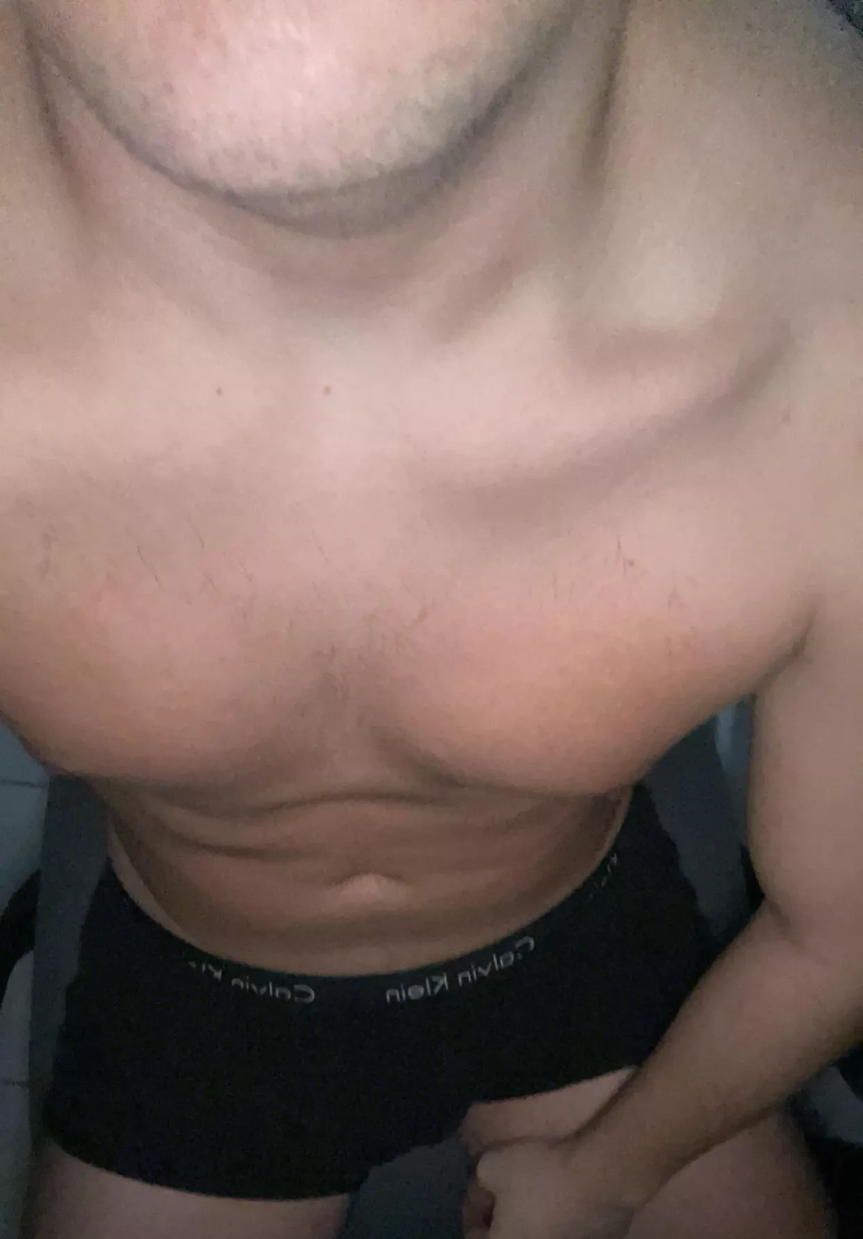 19 m hung bro. Sc: asg0510