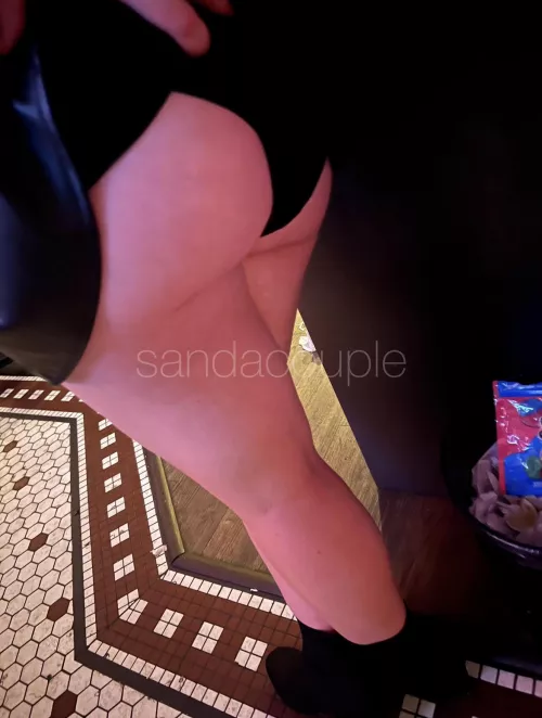 Bouncer kept checking me out so I really gave him something to look at [IMG]