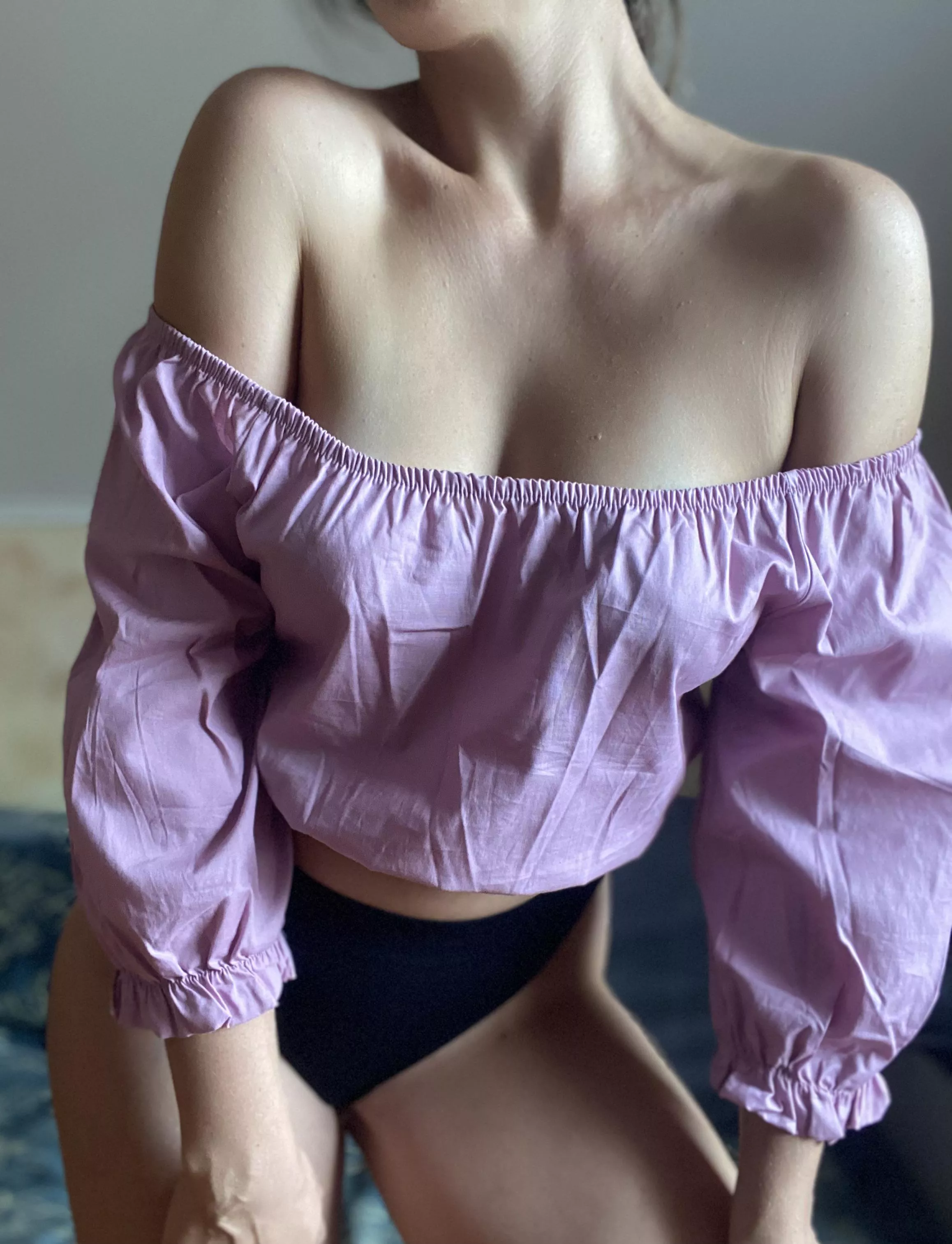 I feel cute without a bra in this blouse