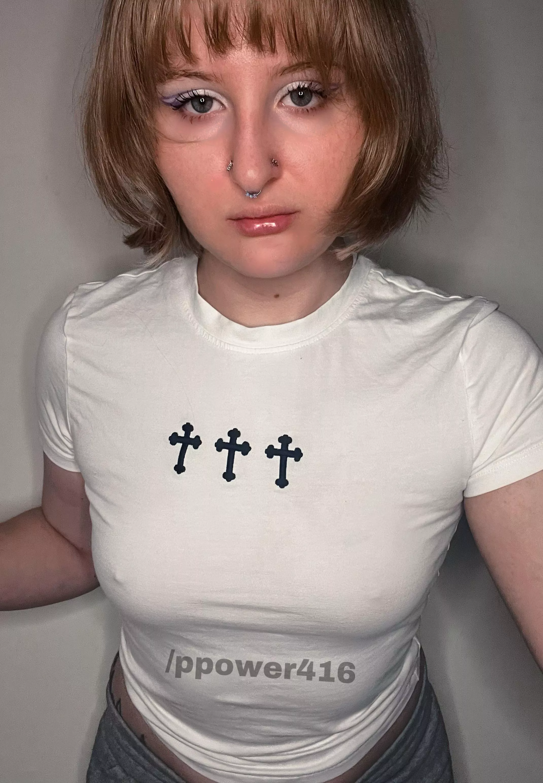 no bra is always risky wearing white 🫣