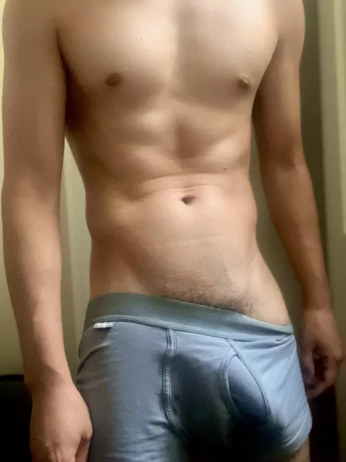 How I wake up (24, latino)