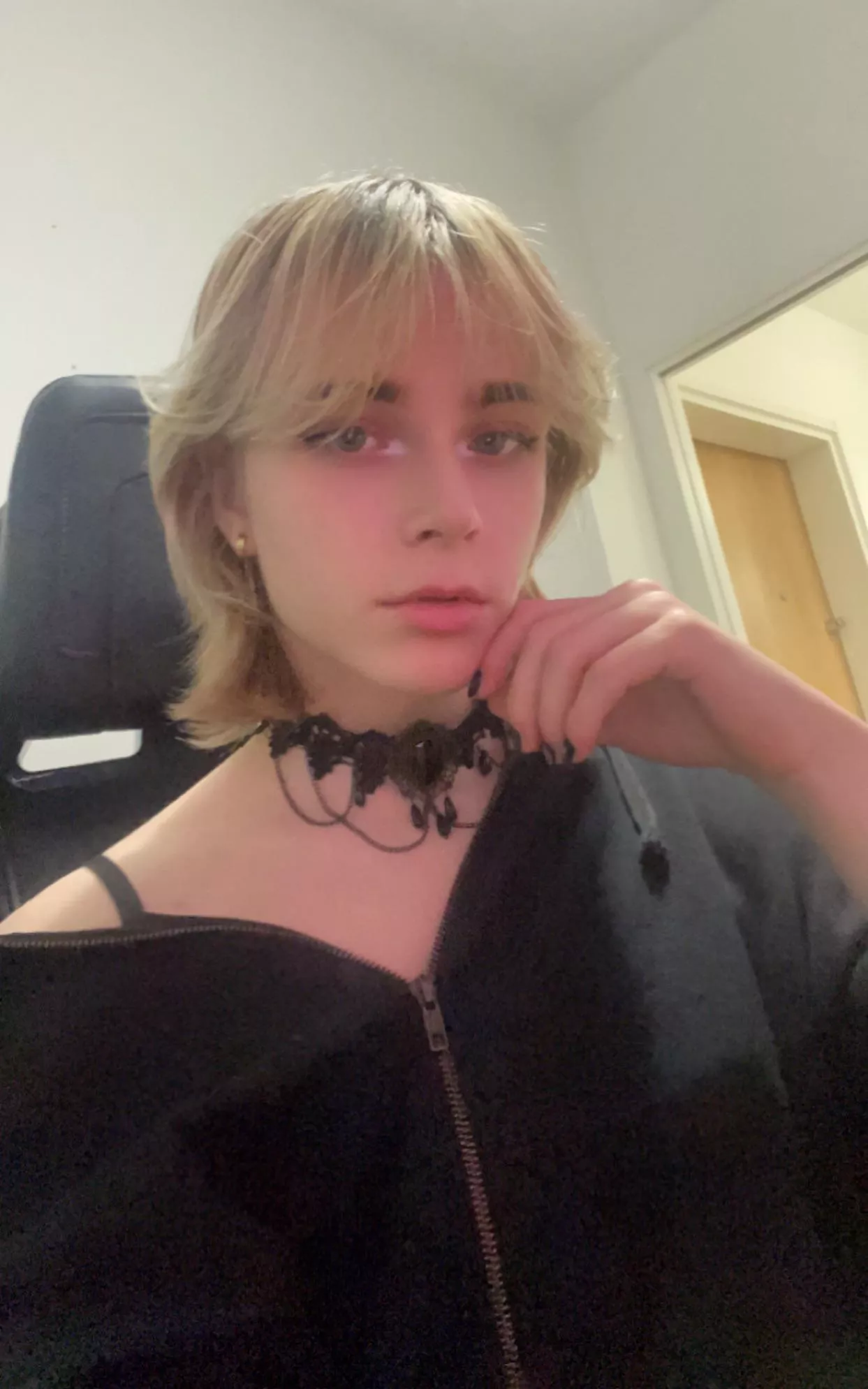 Just did my makeup 🤗