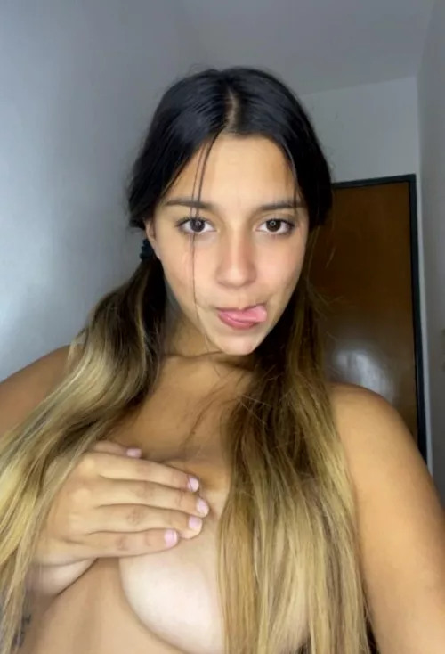 just turned 18 and im still new here... am i cute