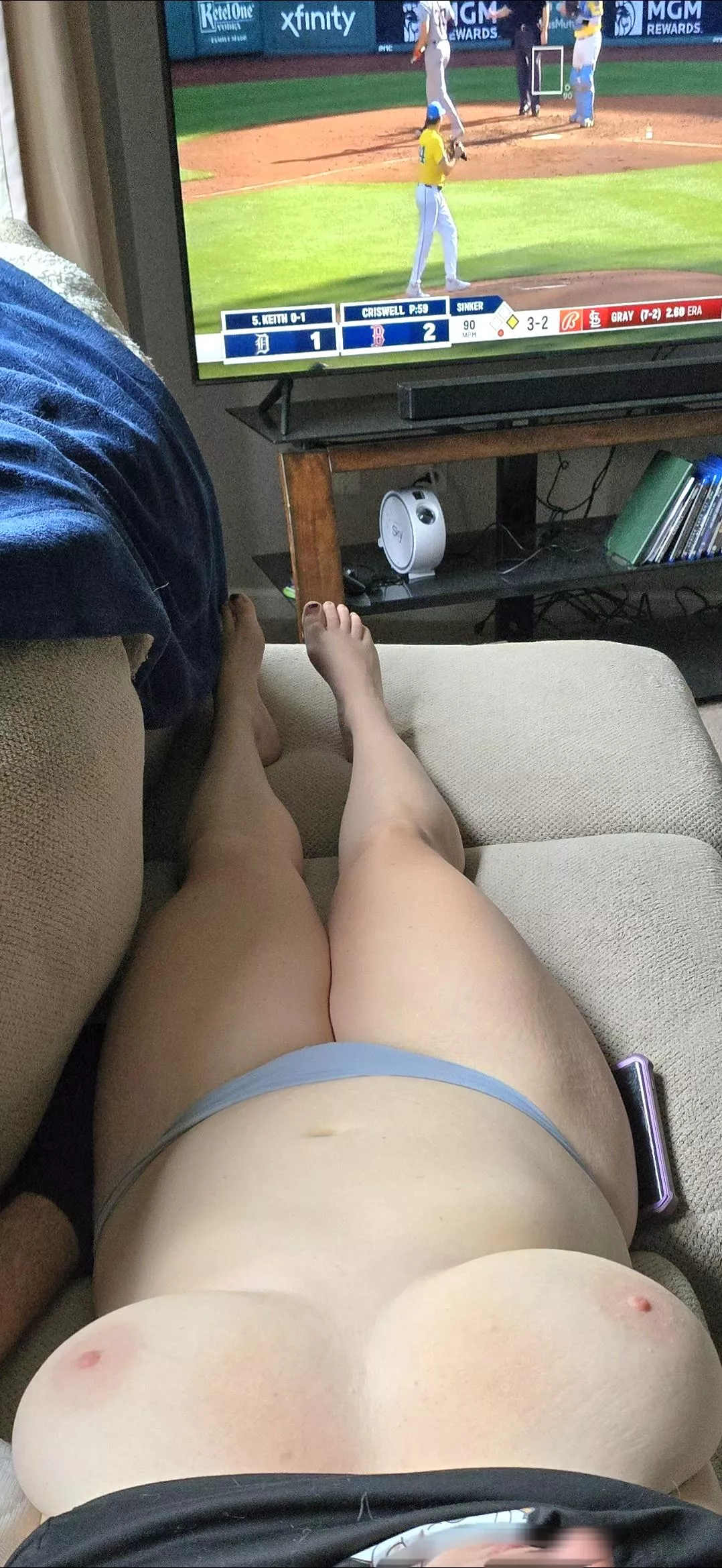 Oh Lawdy, they getting close! Smells like choking and wild card leads shrinking round here!