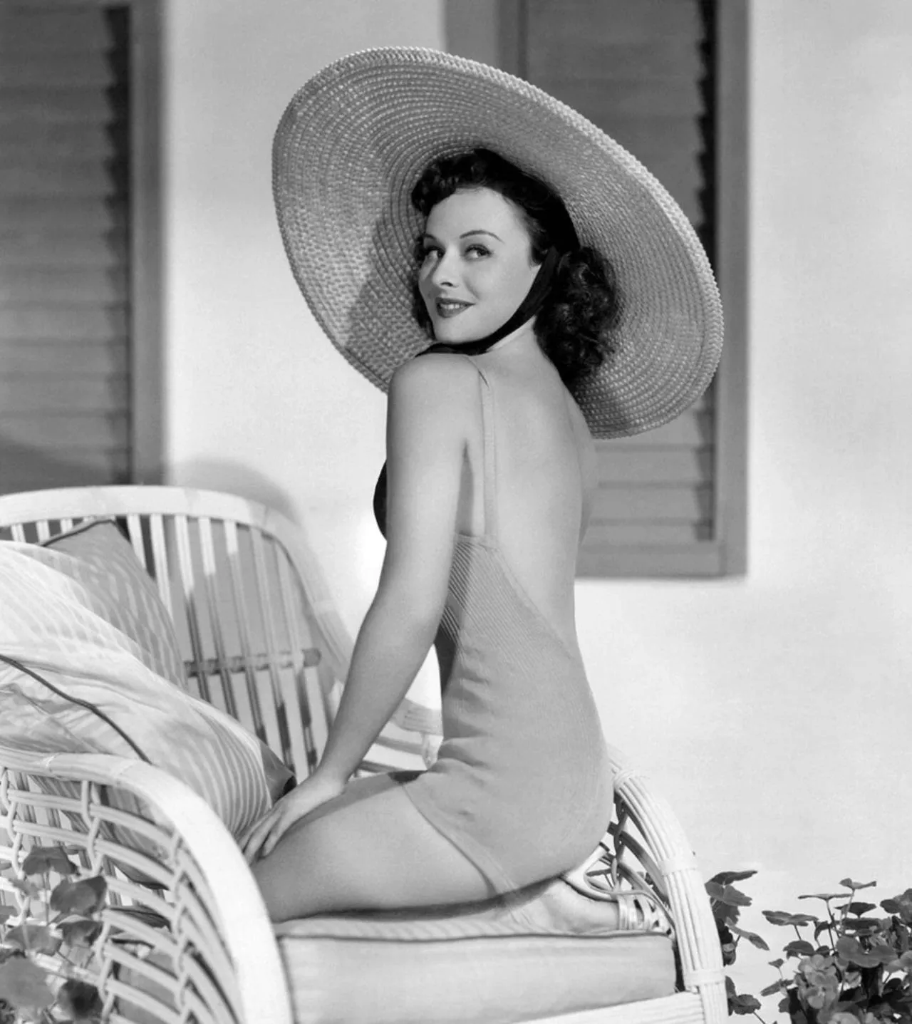 Paulette Goddard (c. 1940)