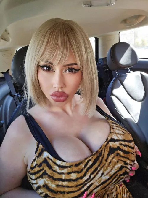 So, these are my tits 💁‍♀️