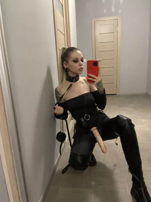 Surrendering to Selfies: 'Use Me as You Please, Master'