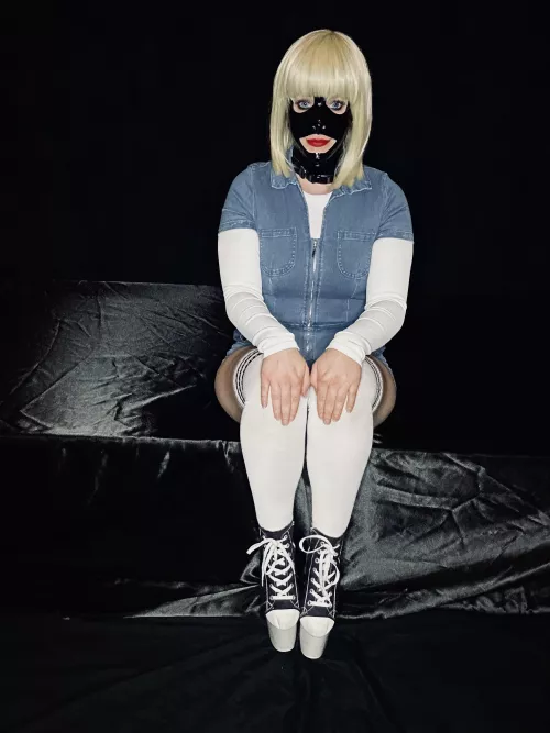 🖤 what do you think about hoods with wigs? 💙