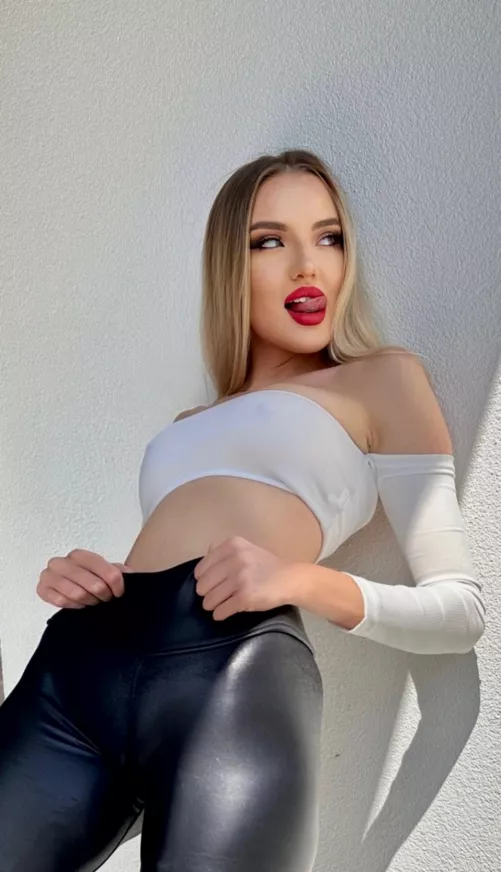 What do you think of this outfit for a first date?