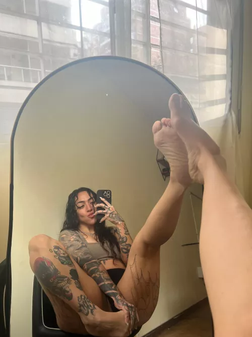 A lot of people walked through my window and watched me play with my feets