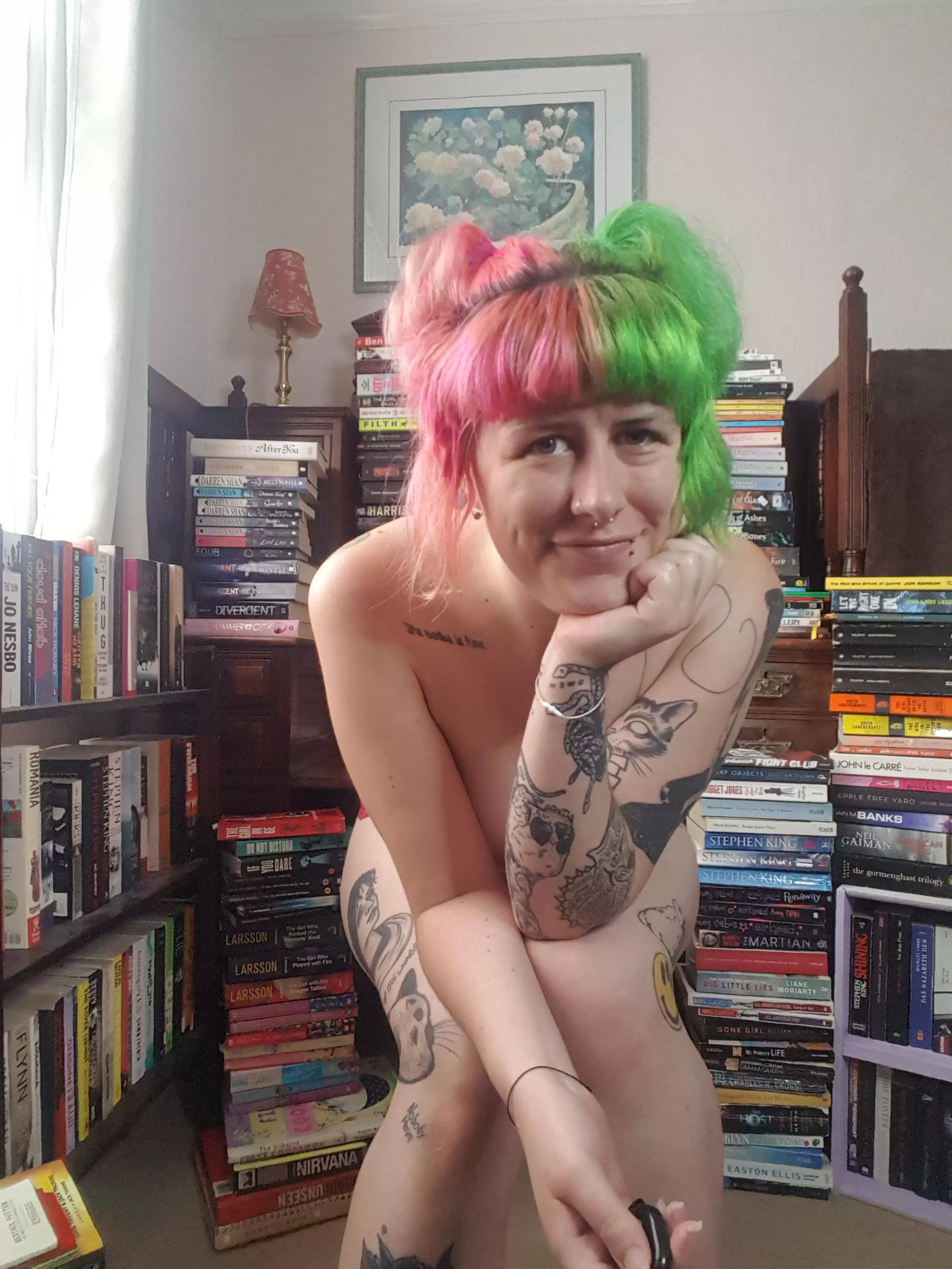 Come to my reading nook 📚❤️