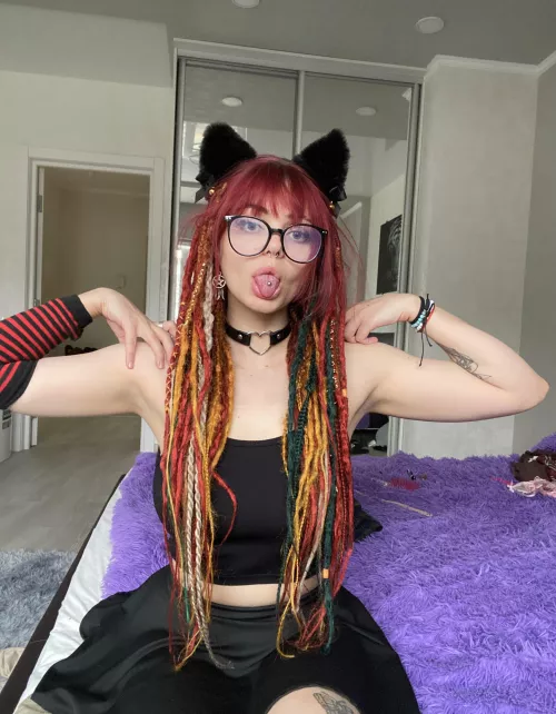 Domesticate this cat girl or keep me wild