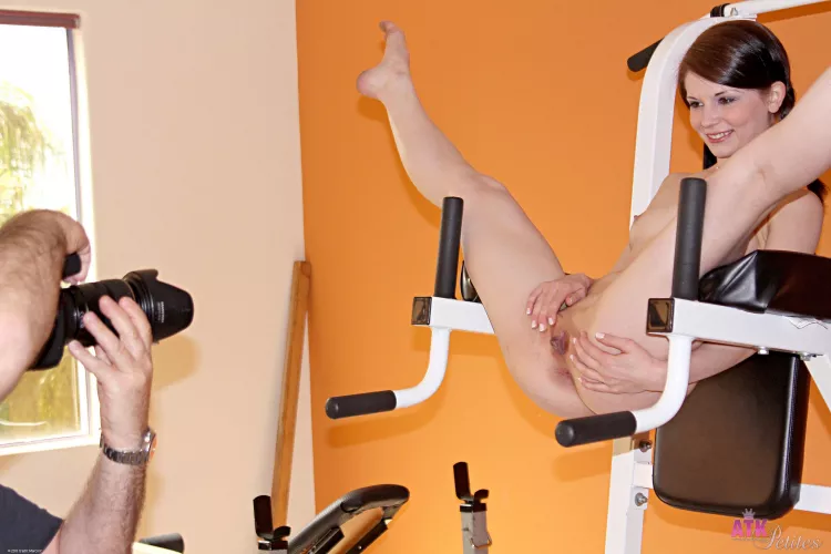 Early Sensi Smiling at a Photoshoot 