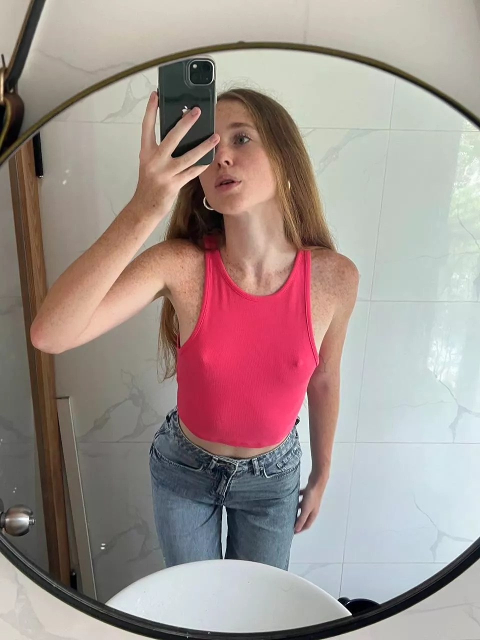 Feeling cute in this pink top