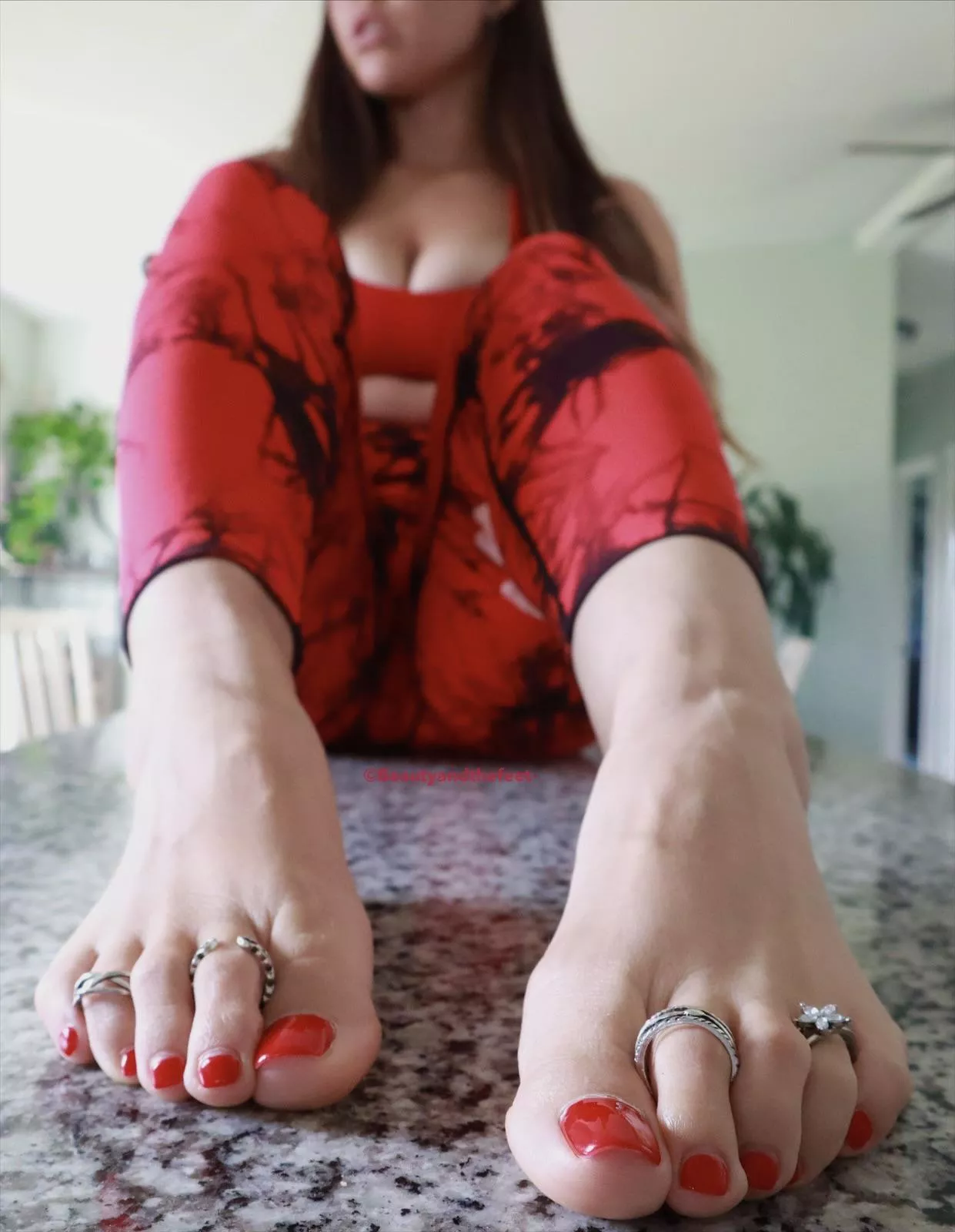 I forgot to make lunch. I guess you’ll have to have these toes 