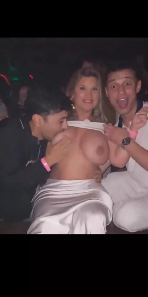 This some random or does anyone know who this is?