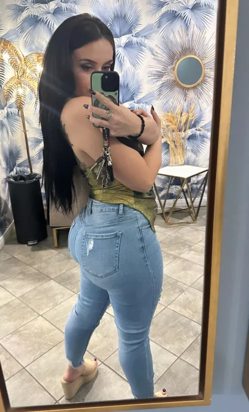 Any dream Scene With Mandy?? 