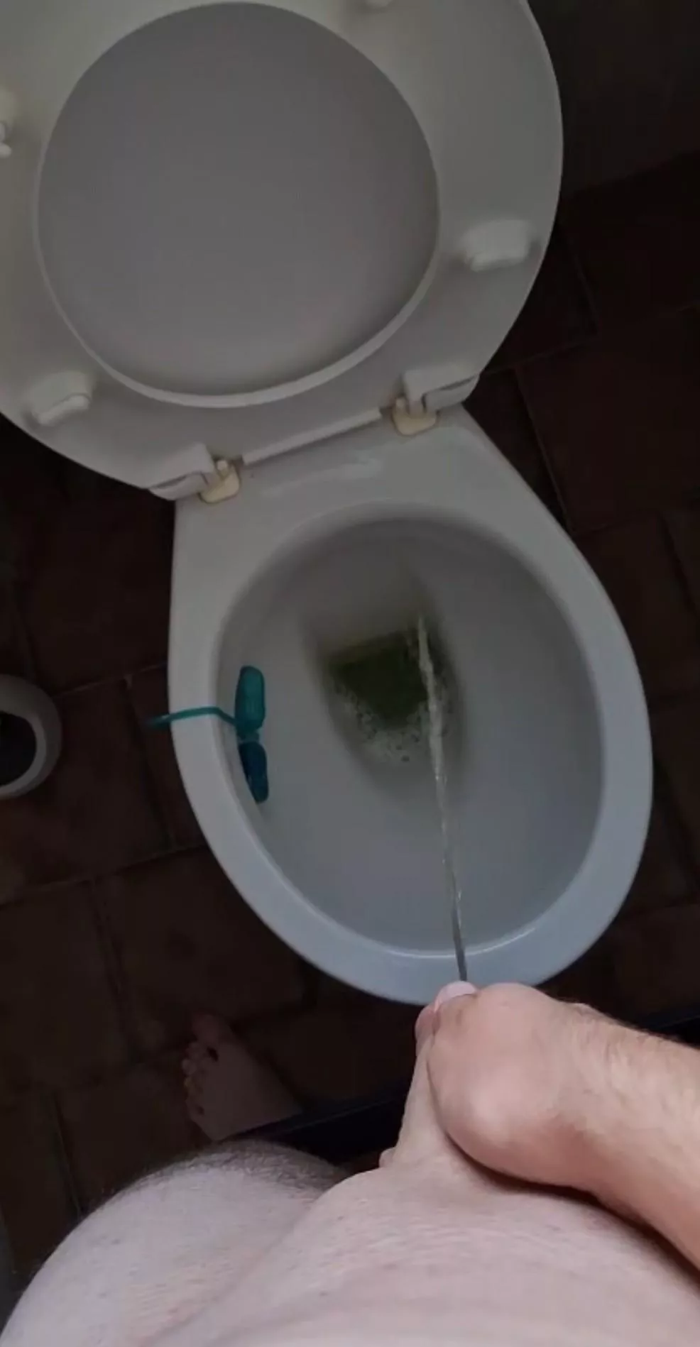 Anyone else getting hatd from peeing? Let me know