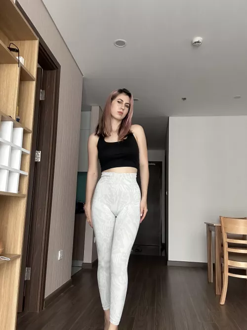 attractive in leggings