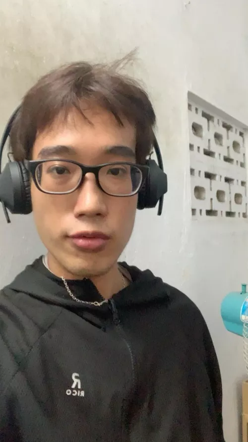 bored can play anything