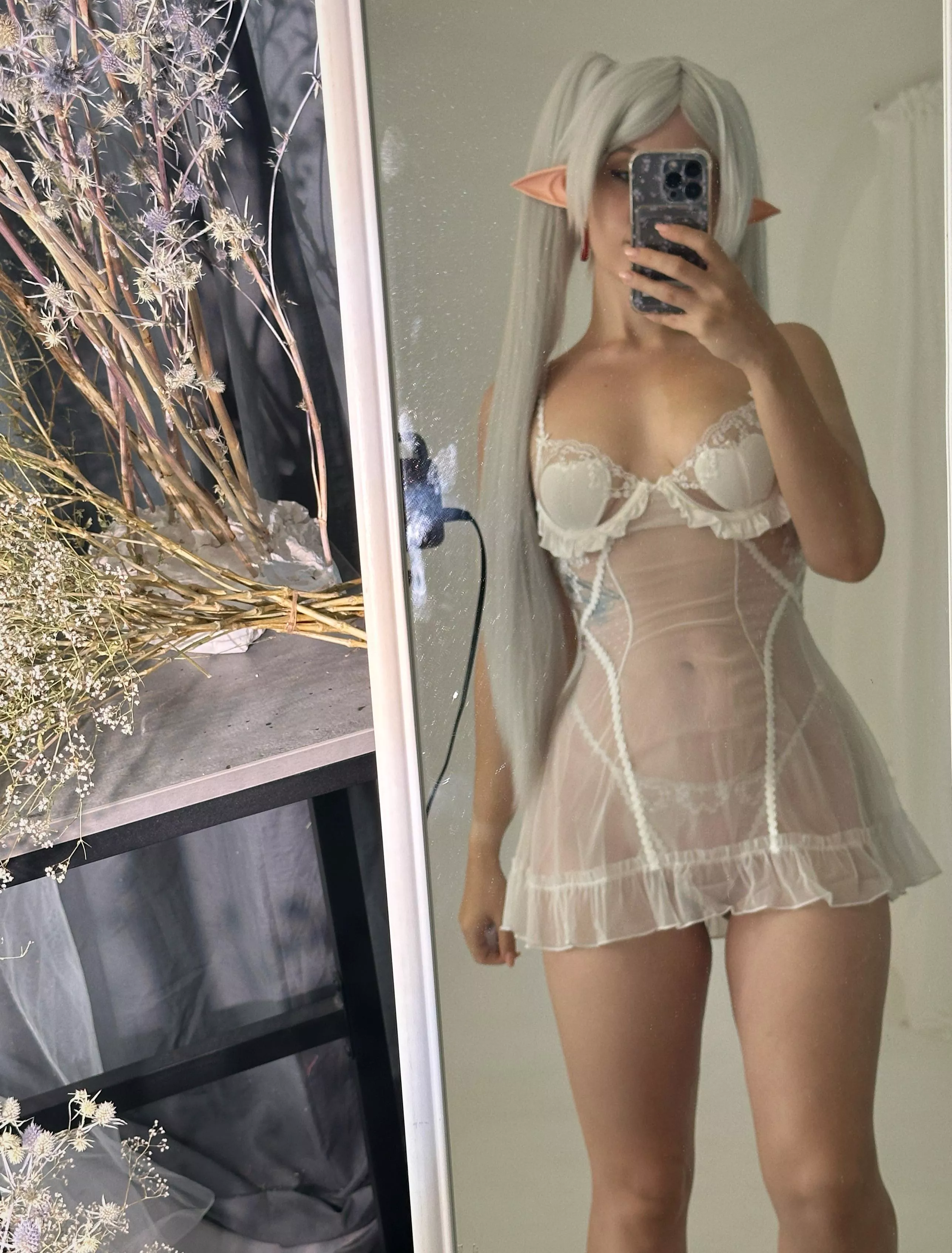 Frieren cosplay by JyuSan [f]