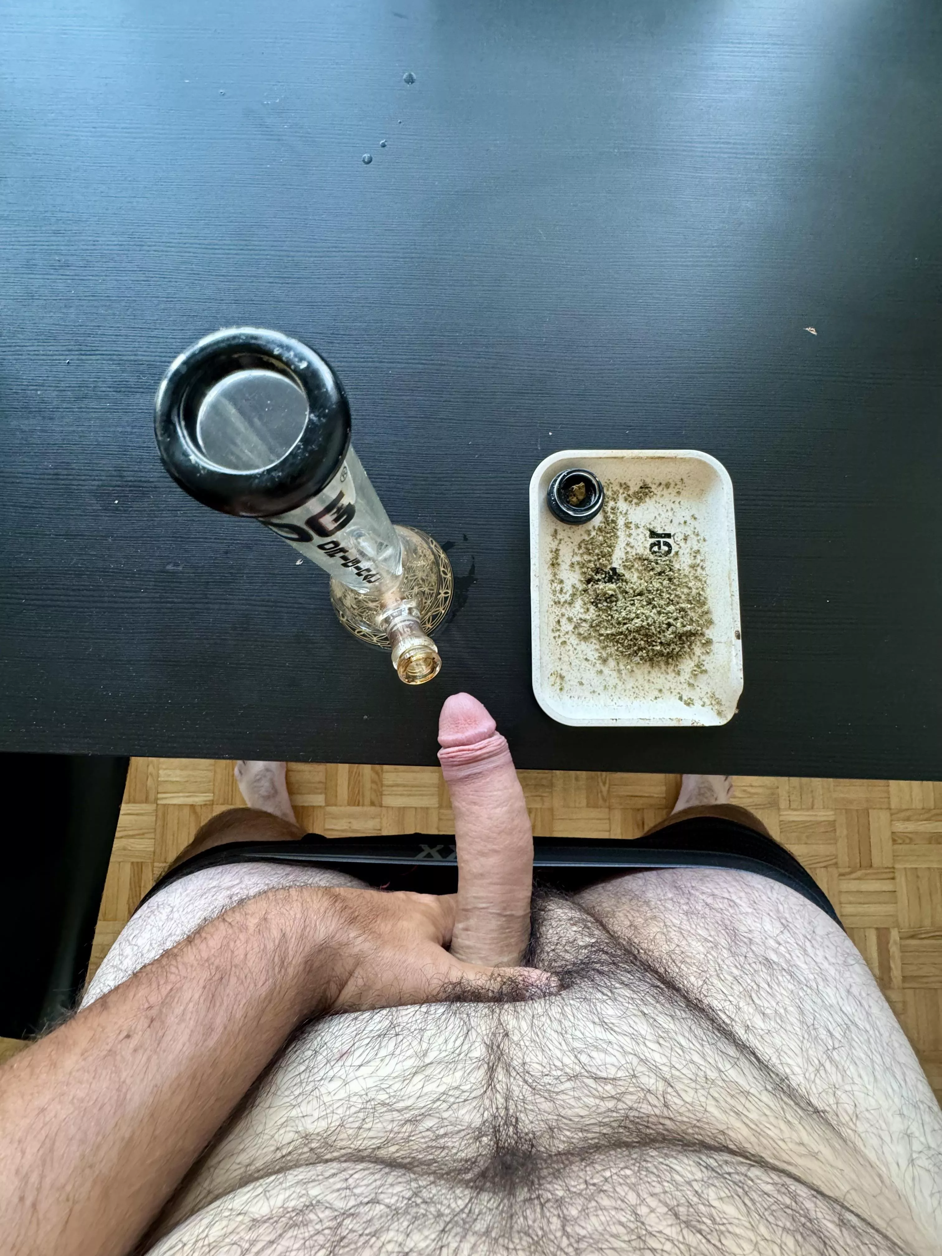Good fucking (m)orning 😈🍆 cum and get baked
