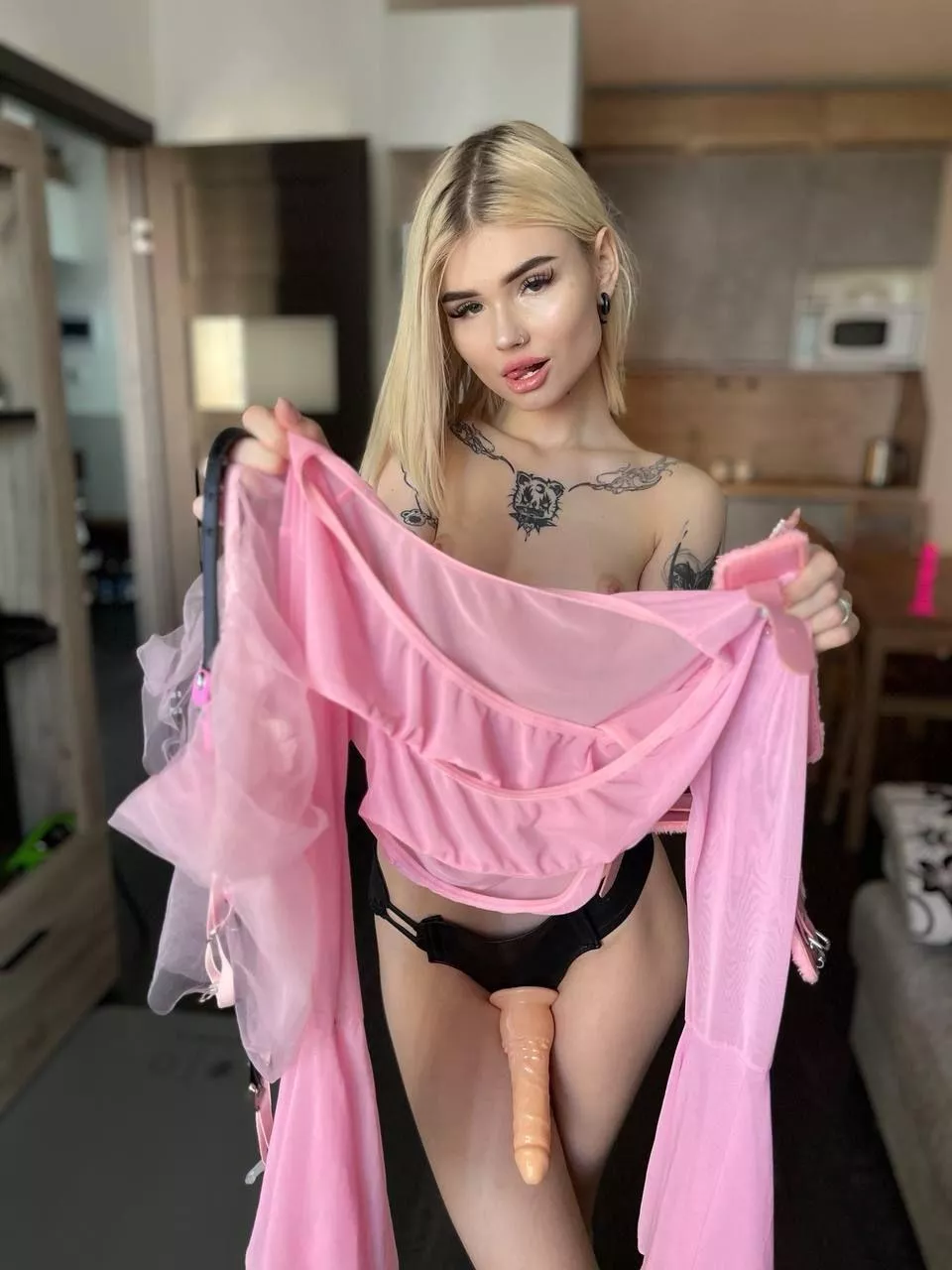 If you saw me at the party, would you let me peg you?