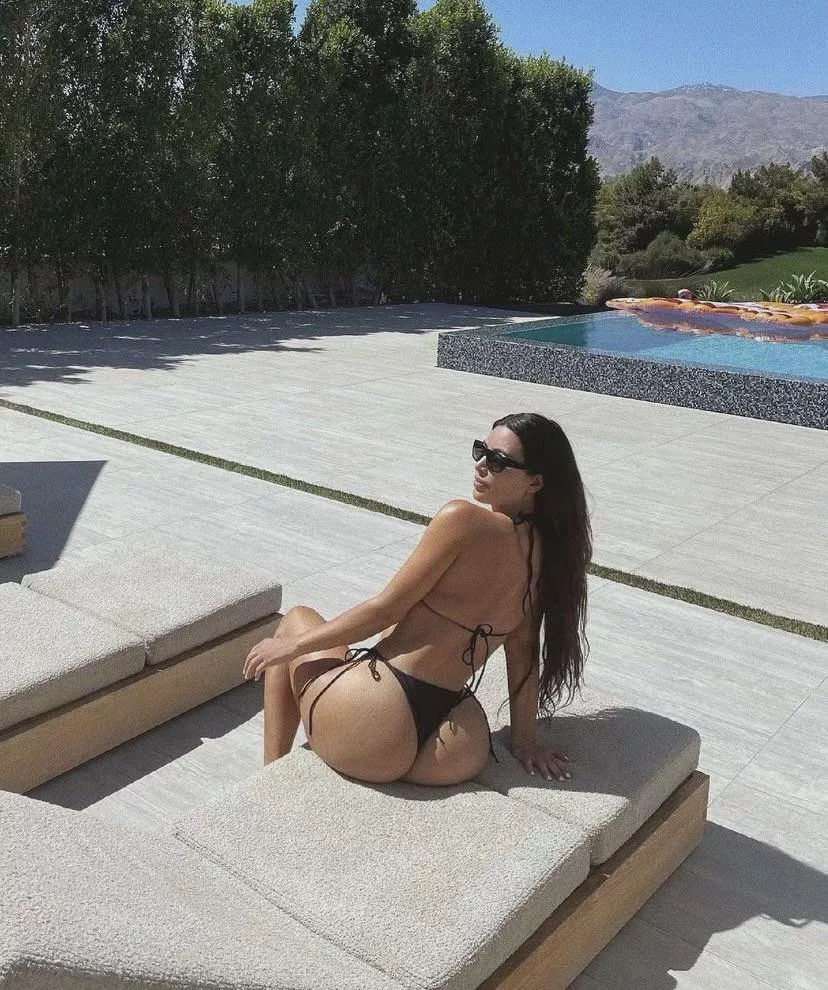 Just look at this pic...