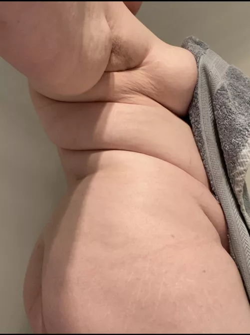 Some times I wonder if my boys like me showing off when their friends are here. 