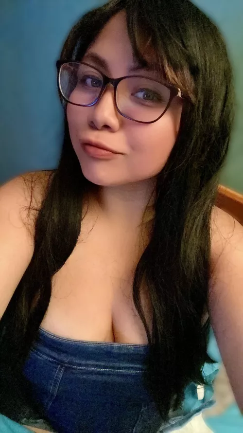 Waiting for you to smile after seeing this selfie (f) 