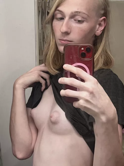 2 years HRT, I’m kinda upset they aren’t B cups yet, but what do you guys think? No