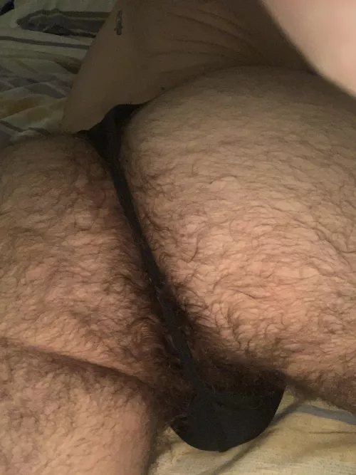 Do you think my ass looks pretty? 
