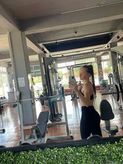 This top is the most comfortable for my workout today