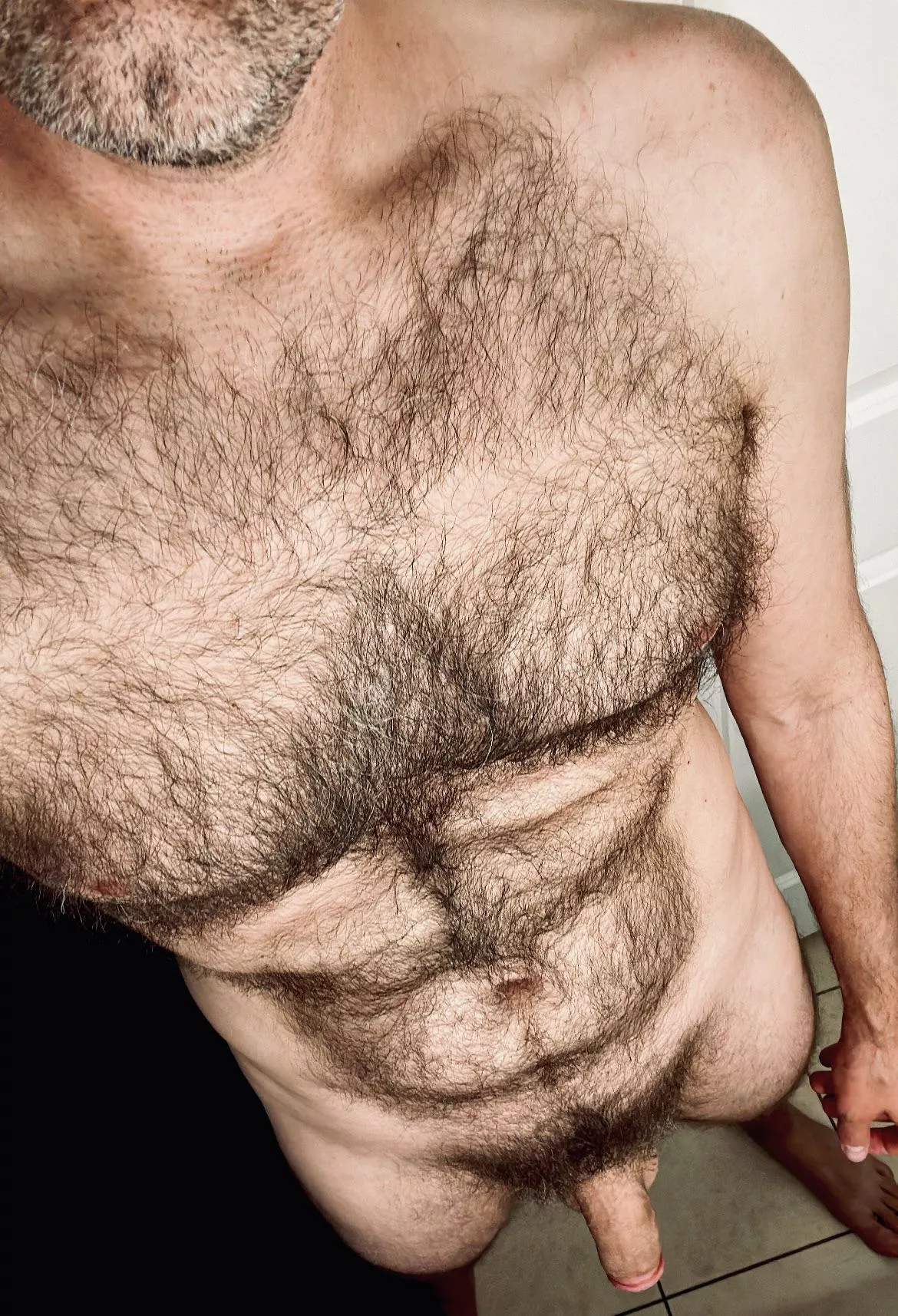 About to fuck. C'mon over if you want to be next...