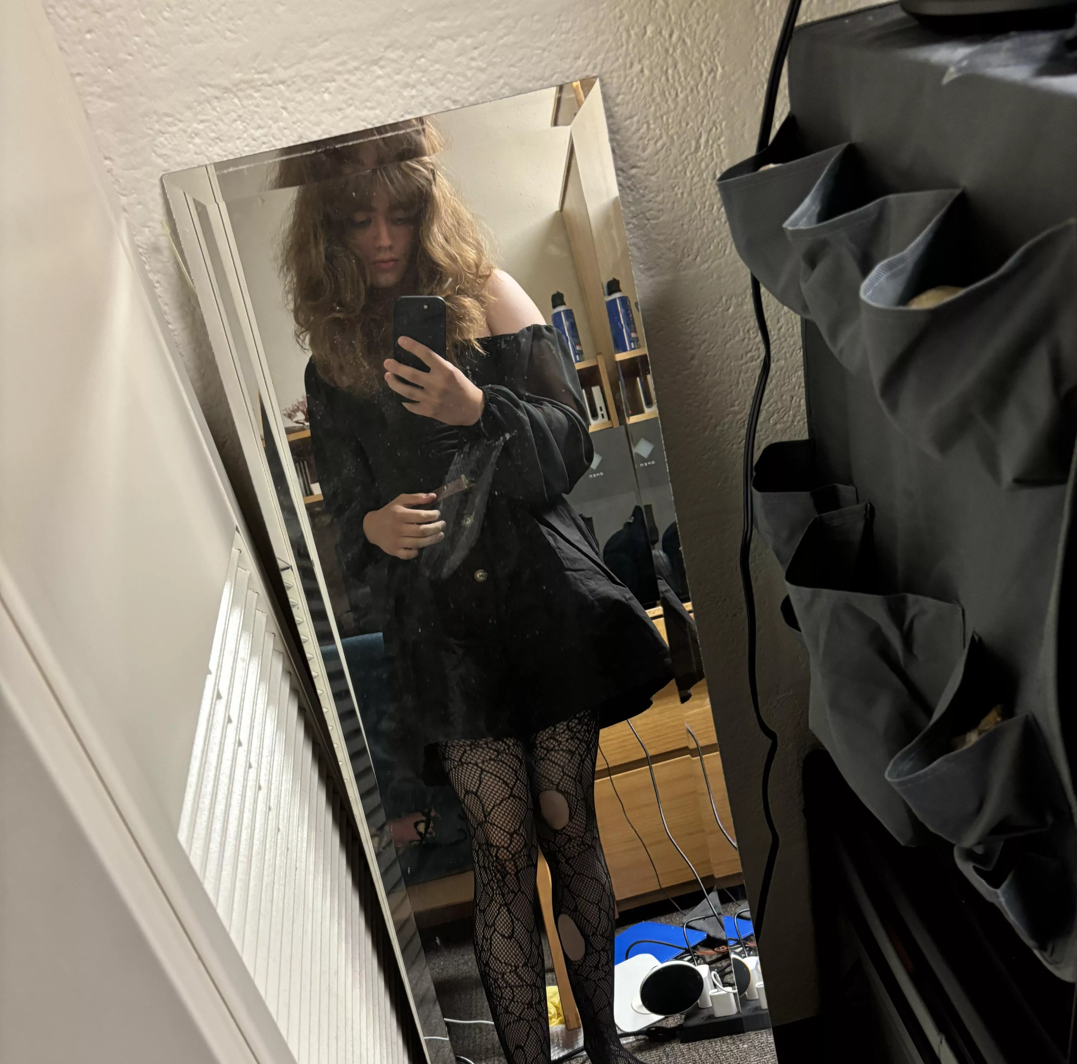 College boy having a hard time making friends 😿 😛