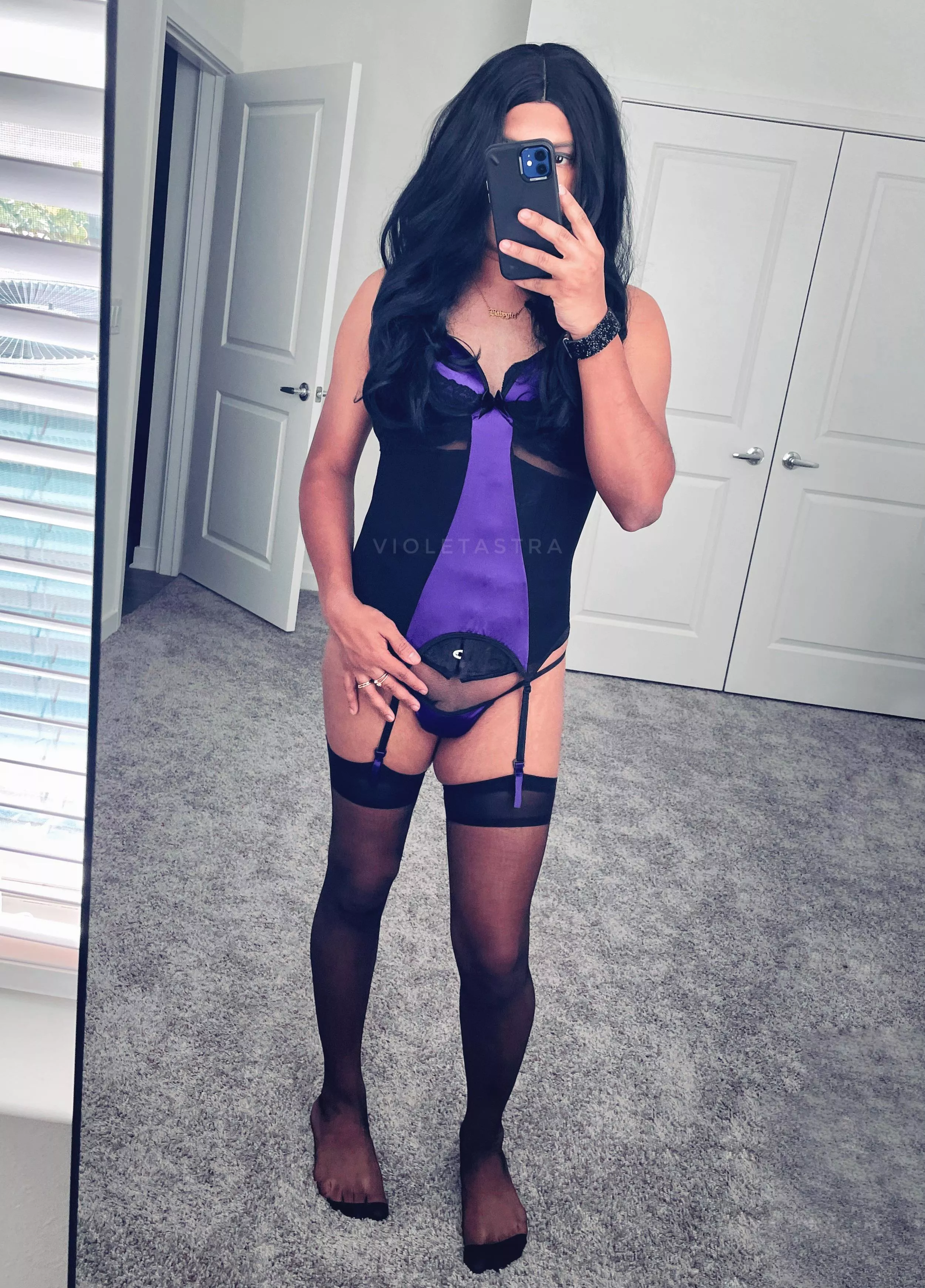 Ex gf insisted being 5’4”, I’d be happier as a goth wifey 💜🖤