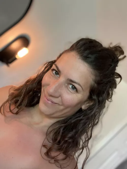 Giving you mild eyes [f]