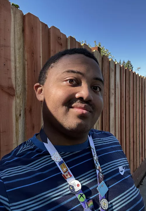 Good afternoon gaymers! Enjoying my last day of not having a job :)