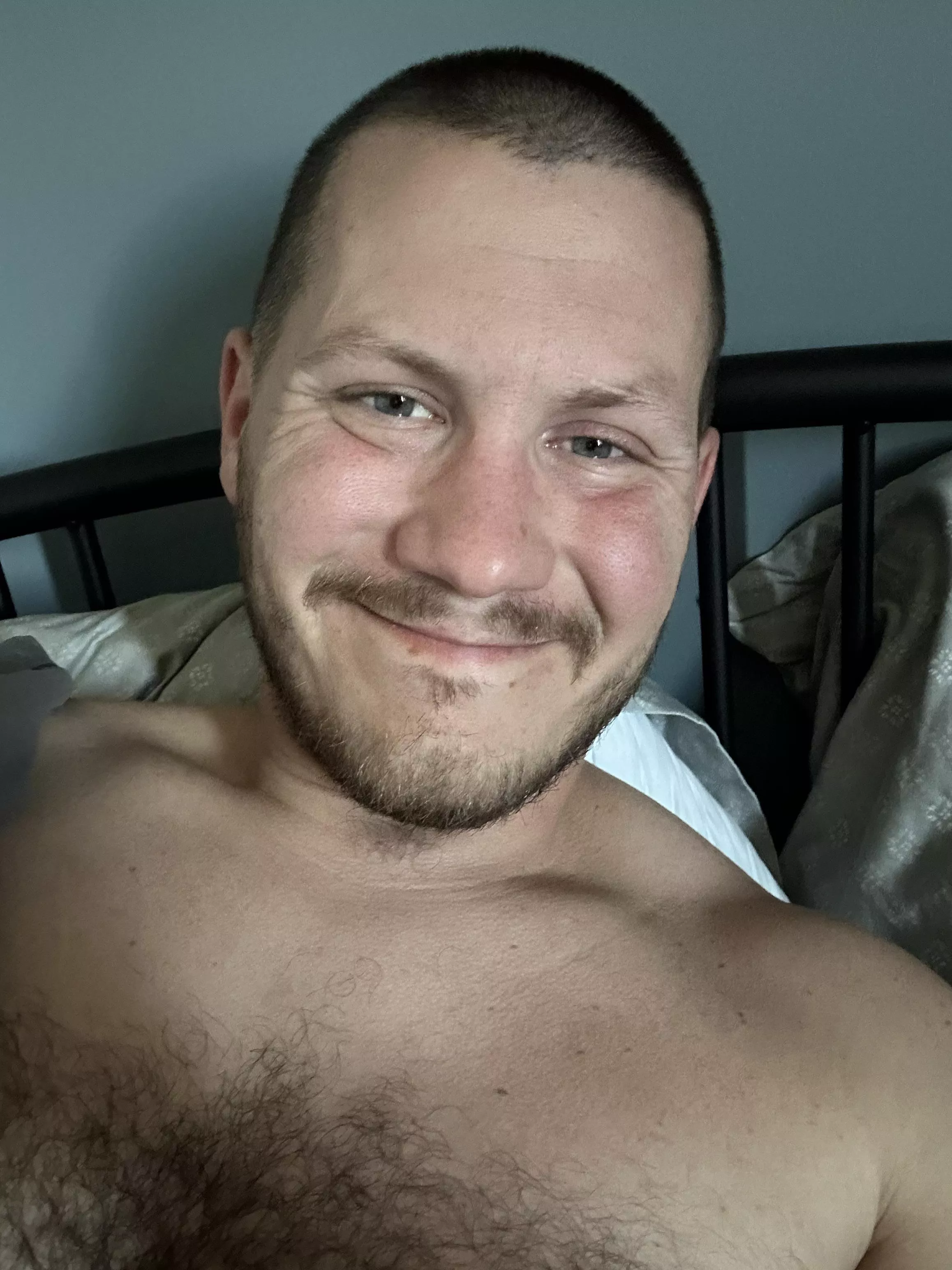 Got a new haircut, tell me what you think :) 