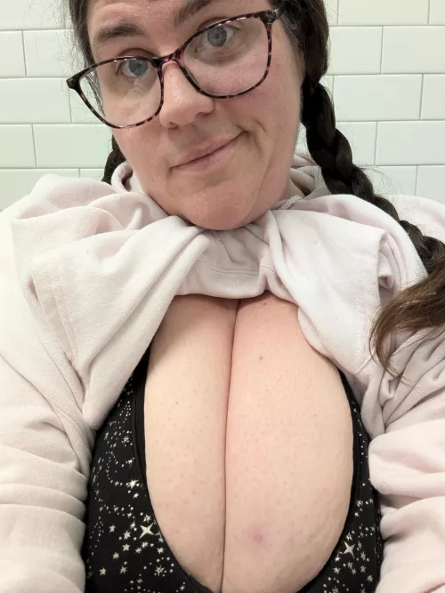 I love the burr months. Its finally fall