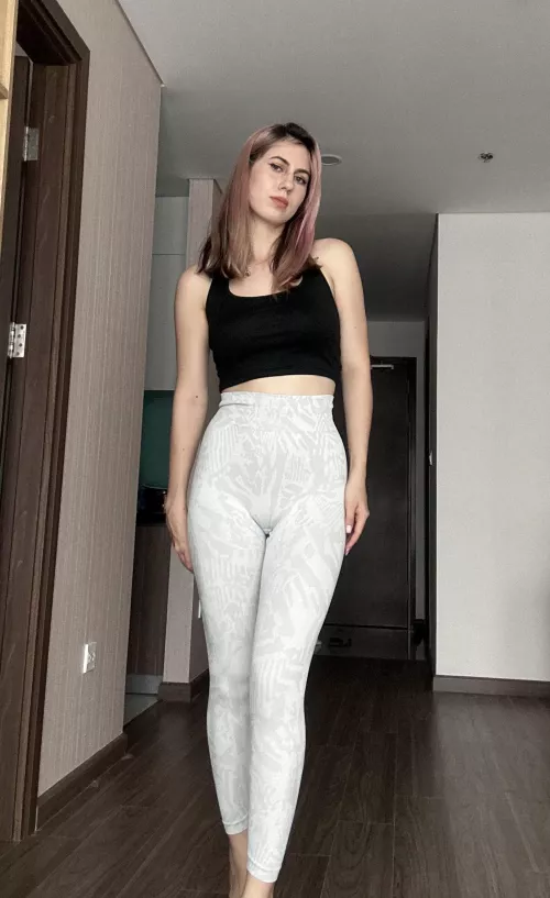 I think I look good in leggings