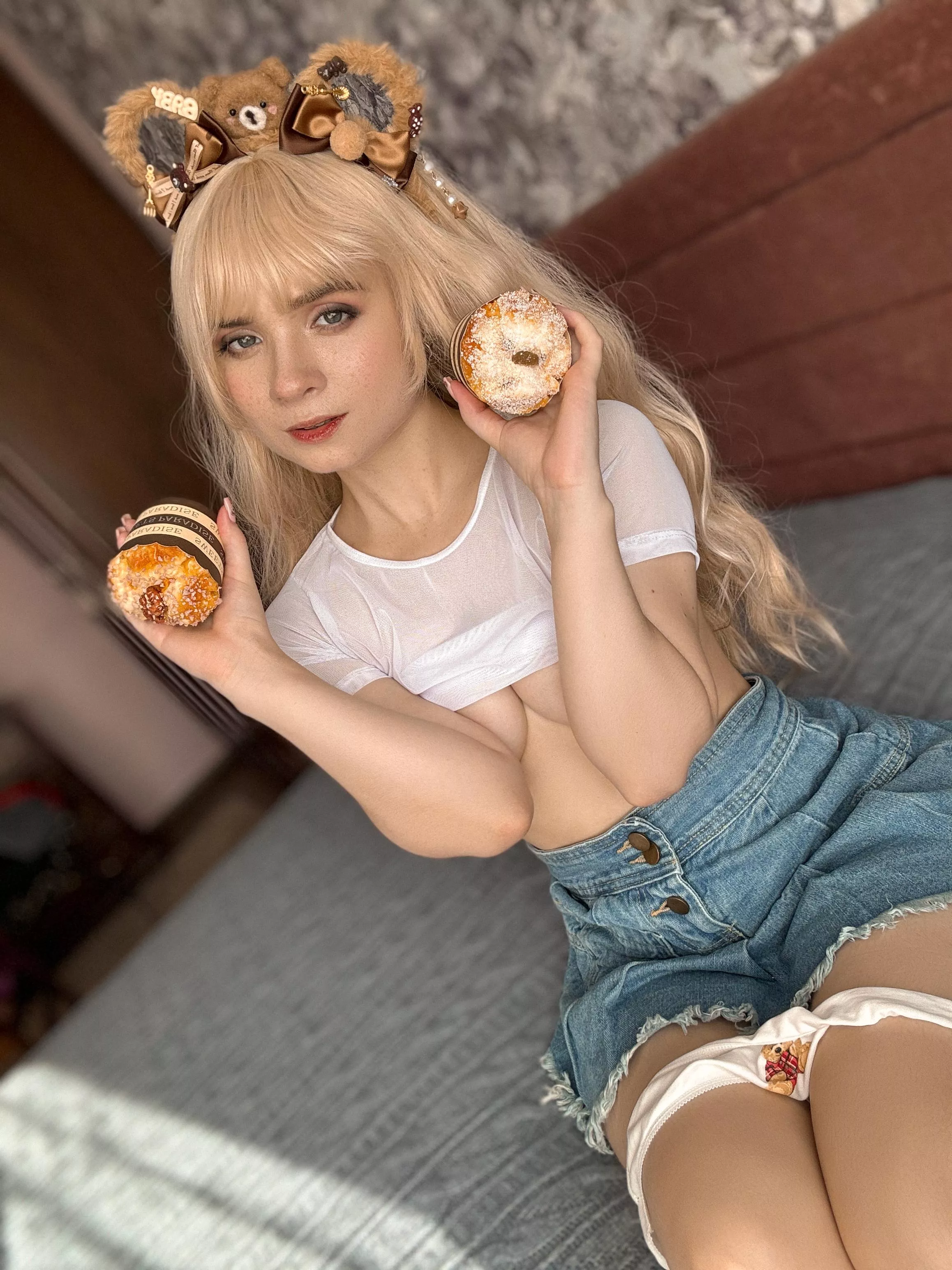 I want you to play with me and feed me a cake, master