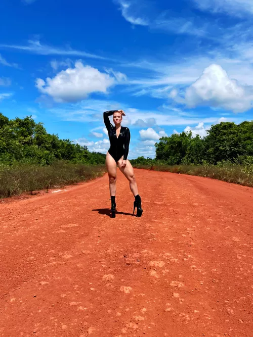 Latex in the jungle😏🔥