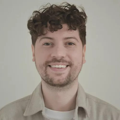 New profile pic 🌈